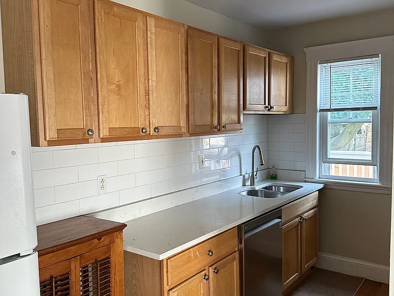 21 Everdean St #2 — Photo 4