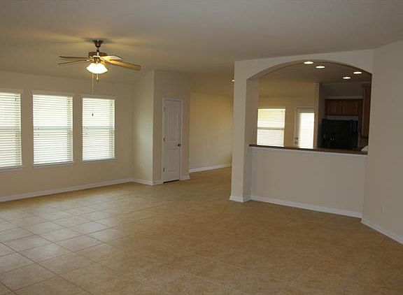 4th image of 148 Beargrass Dr