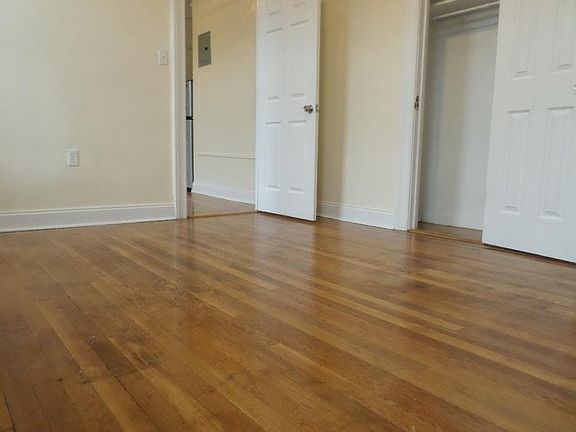 4th image of 2523 31st Ave #A22