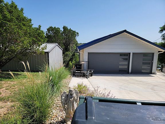 3rd image of 1239 Lake Shore Dr