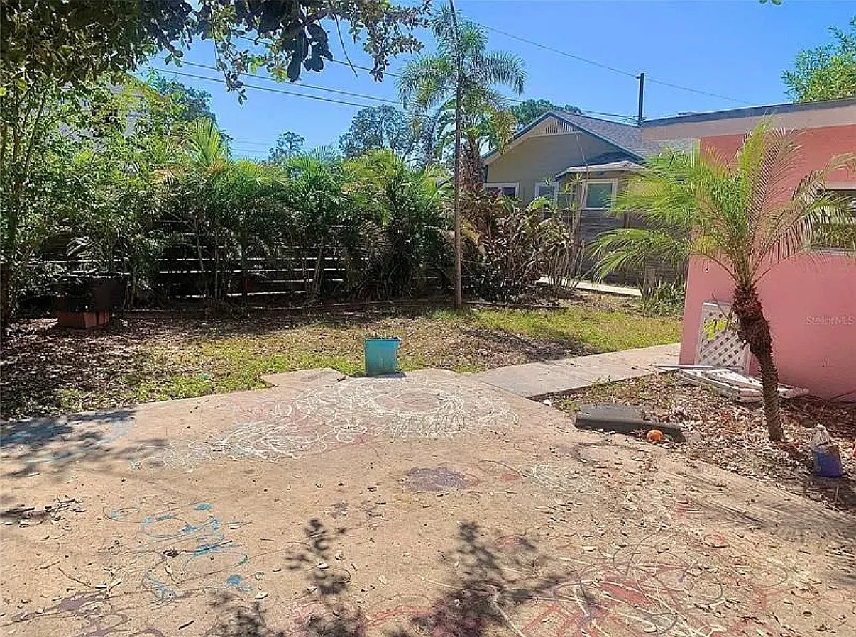 2 bed, 1000 sqft, $1,700 — Photo 4