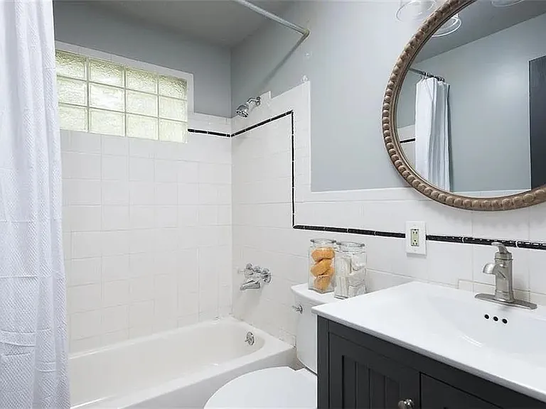 7516 Robinson St — Photo 12