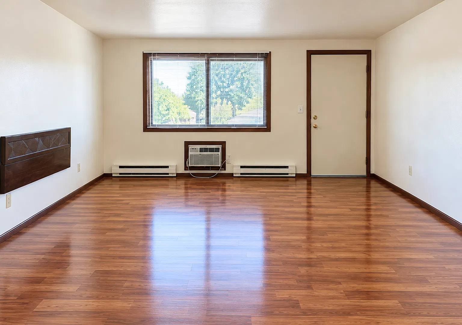 Rapids Studio Apartments — Photo 4
