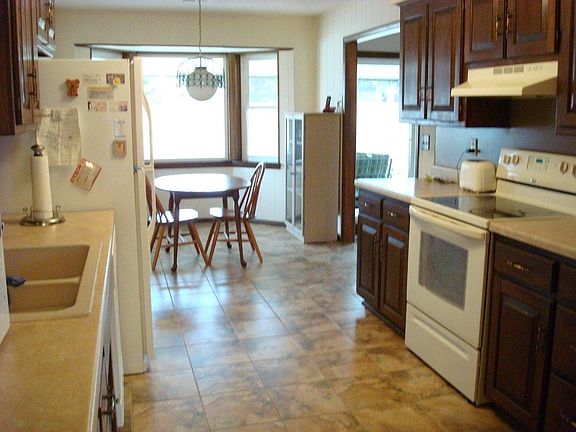 3rd image of 303 Turtle Creek Dr