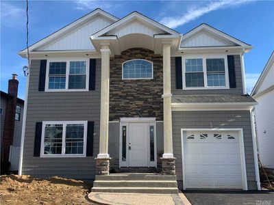 665 Sherman Ave, East Meadow, NY, 11554