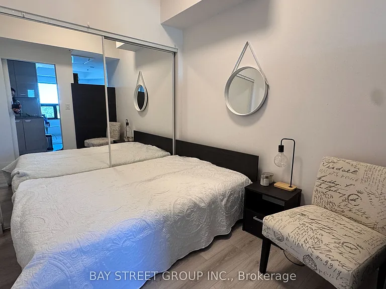 652 Princess St #813 — Photo 13