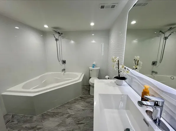 6 Temple St, Framingham, MA 01702