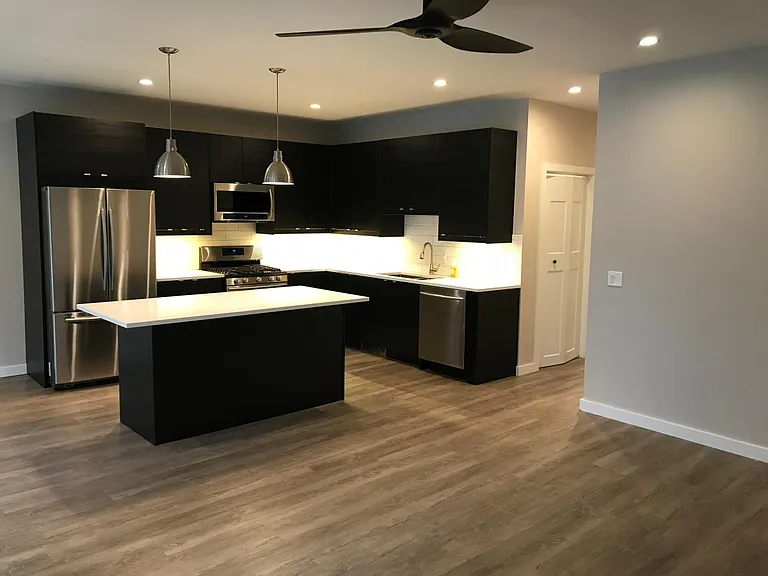445 E Breckenridge St #1 — Photo 9