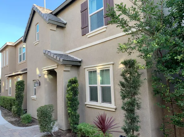 5942 Ginger Dr, Corona, CA 92880