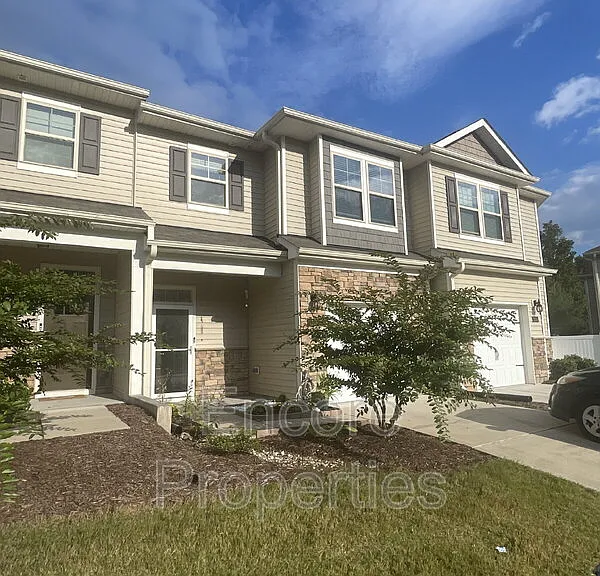 1313 Compass Dr — Photo 2