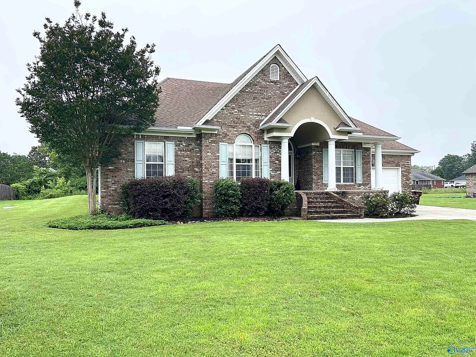 1st image of 27411 Bridle Tree Ln