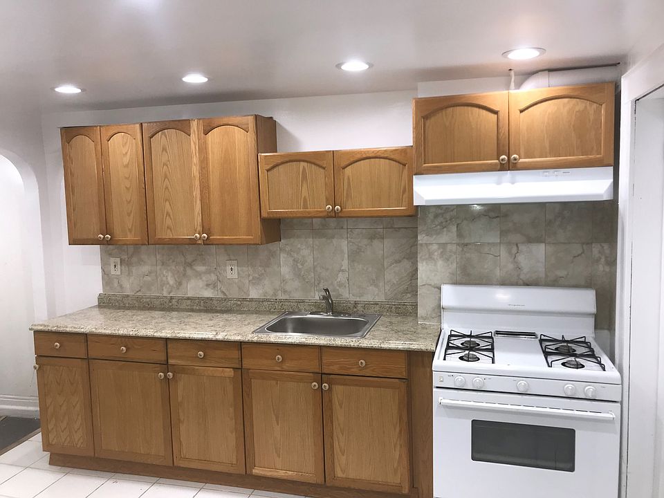 1st image of 313-315 S Pearl St #1