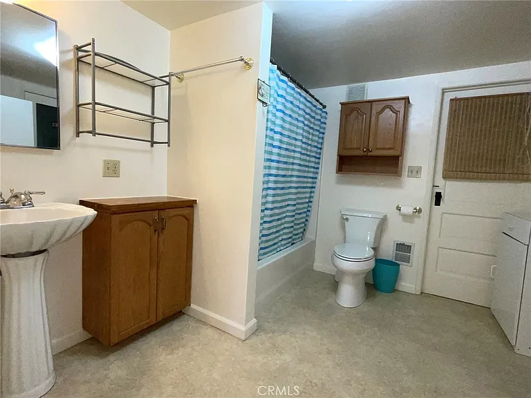 21455 Delta Way #2 — Photo 37