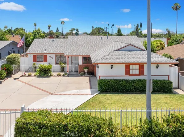 1008 E Armstead St, Azusa, CA 91702