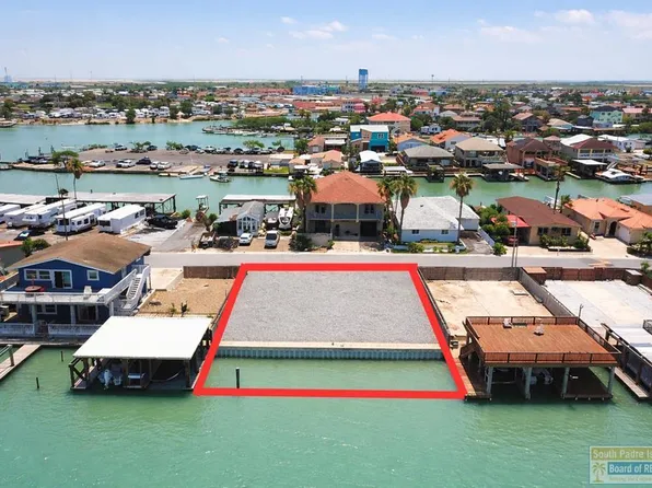 814 Tarpon Ave, Port Isabel, TX 78578