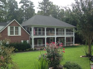 203 Whippoorwill Dr, Oak Ridge, TN 37830