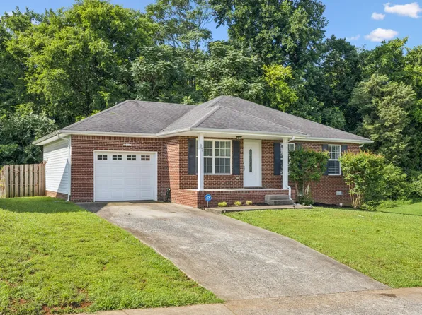 962 Russet Dr, Clarksville, TN 37040