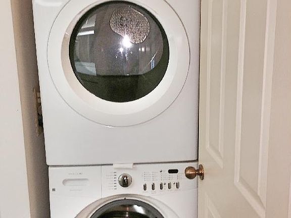 2nd image of 1010 Middle St APT 12