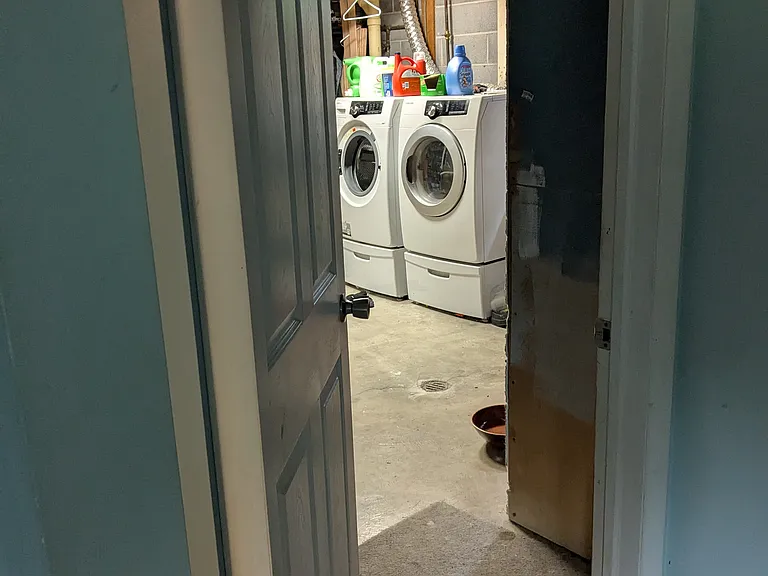 8375 Vassar Dr — Photo 18