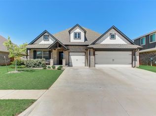 717 Red River Dr, Yukon, OK 73099