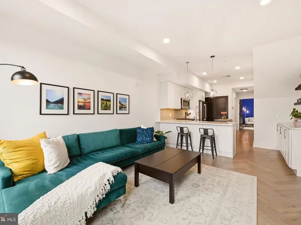 838 Varnum St NW #11, Washington, DC 20011