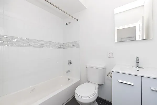 Rented by Bold New York | media 6