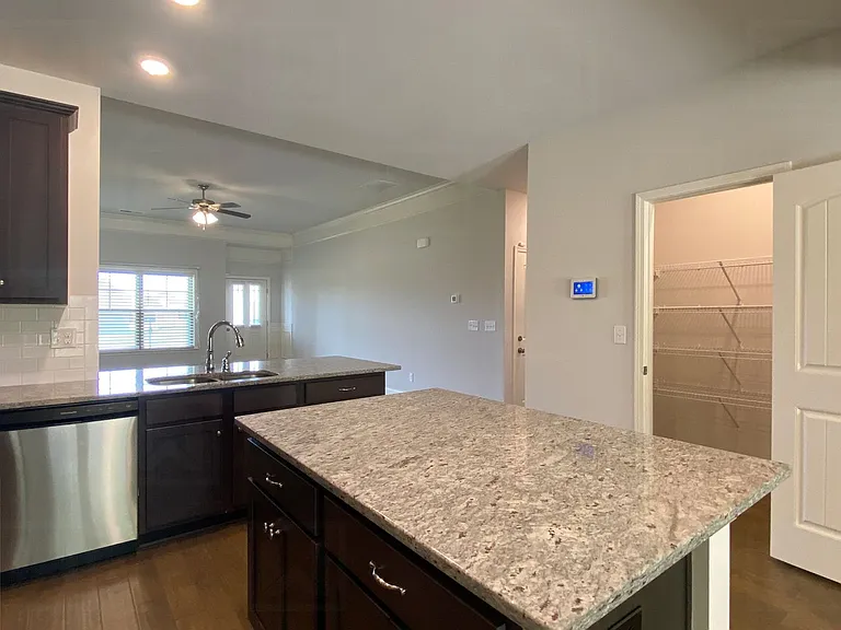 5430 Bluebell Cir — Photo 8