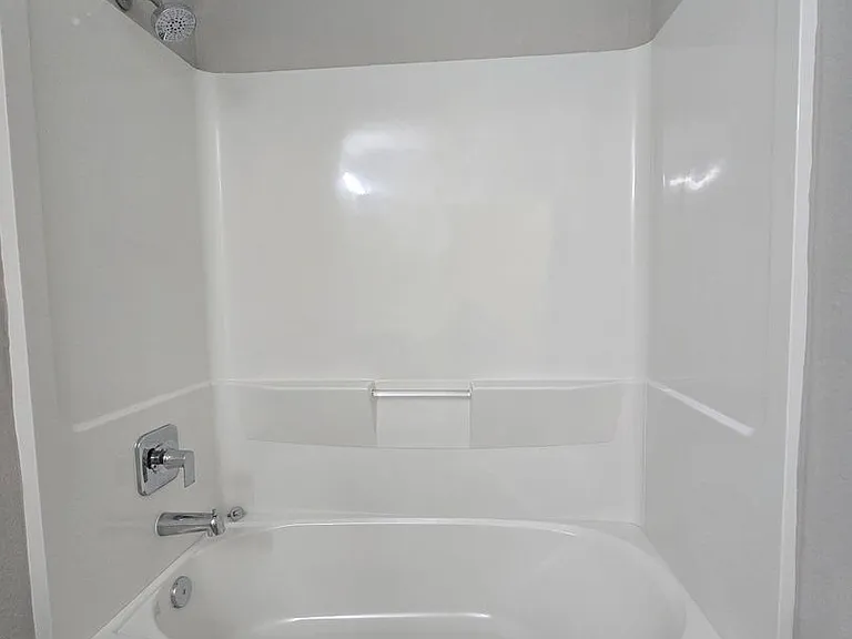 4309 NE 20th Ct — Photo 25