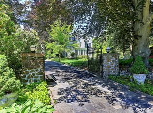 25 Center Road, Woodbridge, CT 06525