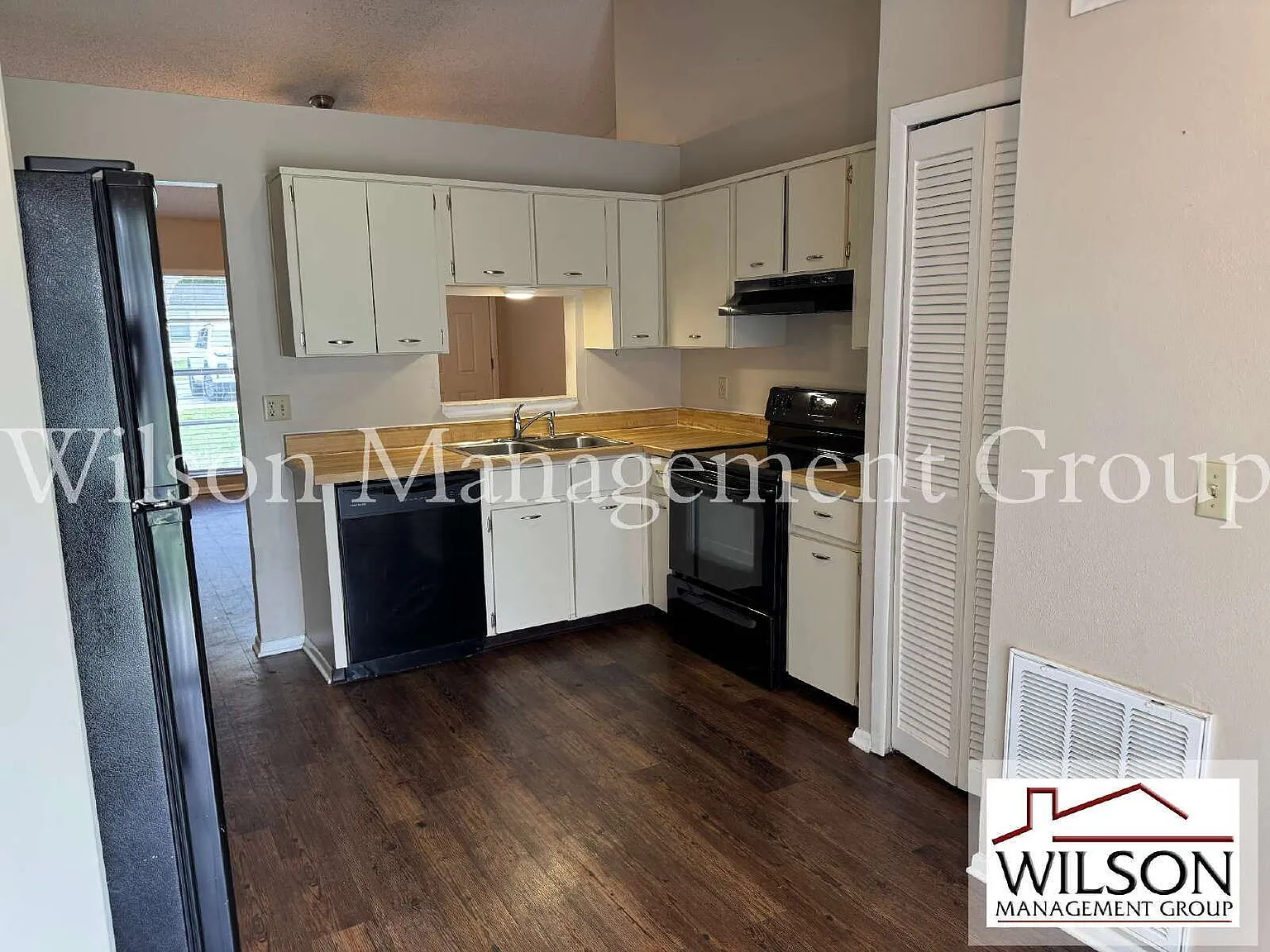 2 bed, 2.0 bath, 948 sqft, $1,445 — Photo 4