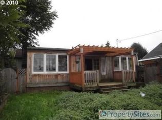 1010 N Stafford St, Portland, OR 97217