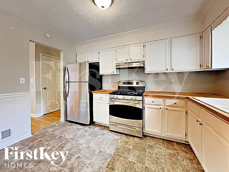1340 Teaberry Cir — Photo 6
