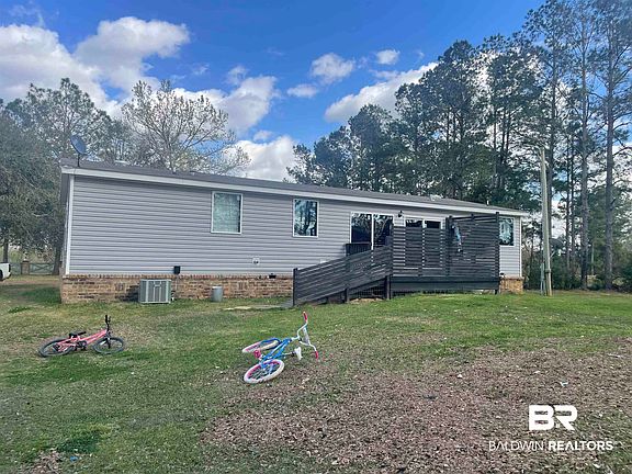 3rd image of 21593 Hubbard Rd