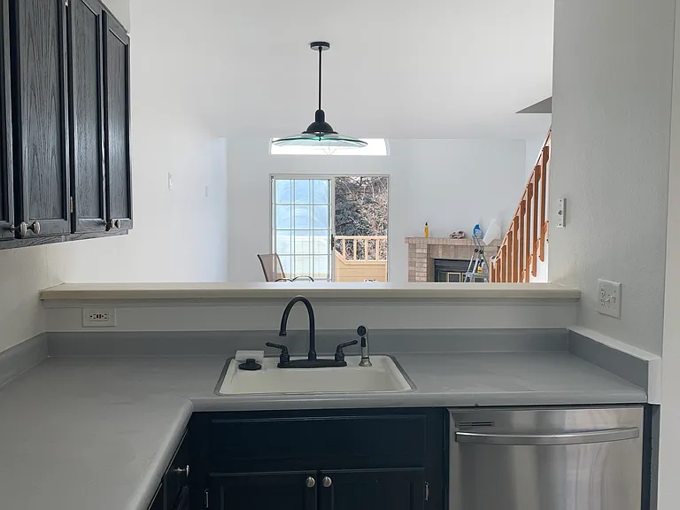 1818 S Quebec Way #5 — Photo 2