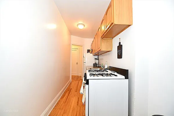 Rented by Corcoran | media 25