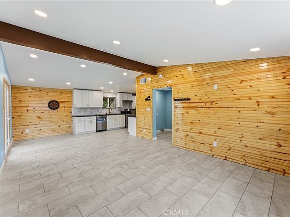 5th image of 3250 Apple Ave