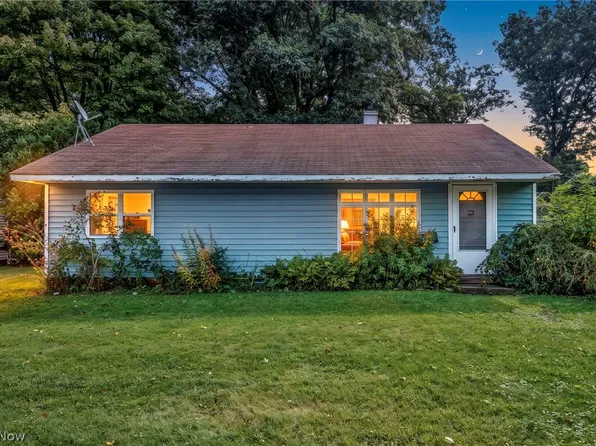 1781 Perth Rd, Madison, OH 44057