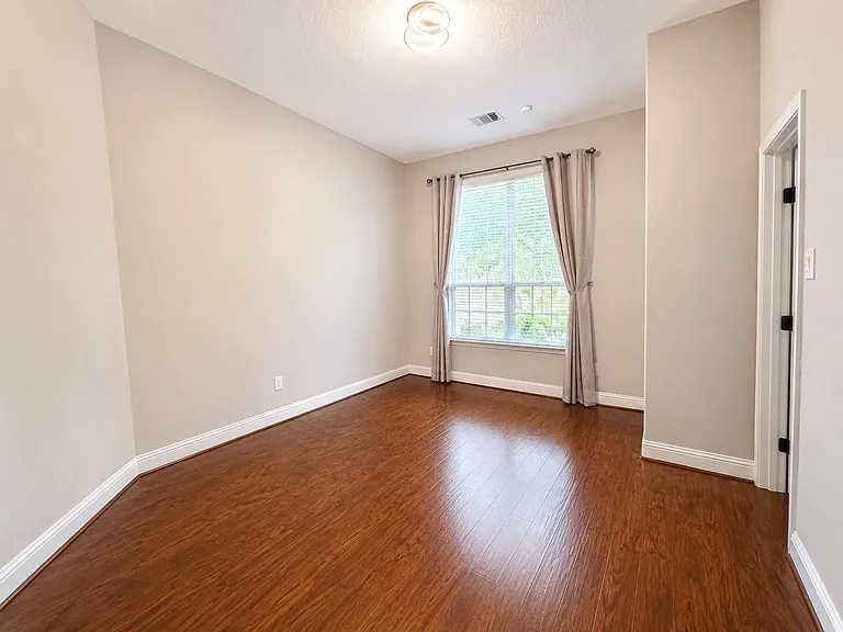 127 Lindenberry Cir — Photo 25