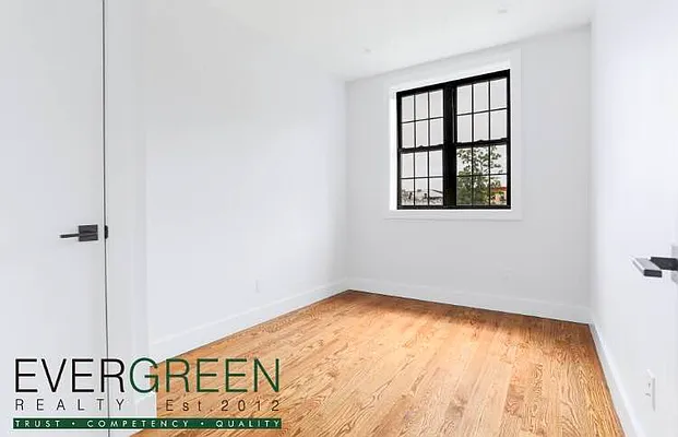 Rented by ERNY LLC | media 7