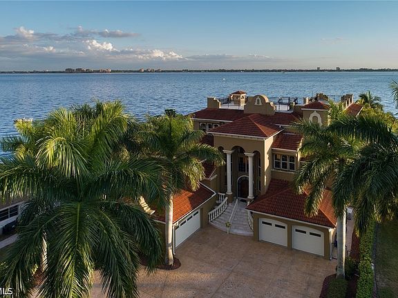 5th image of 232 Bayshore Dr