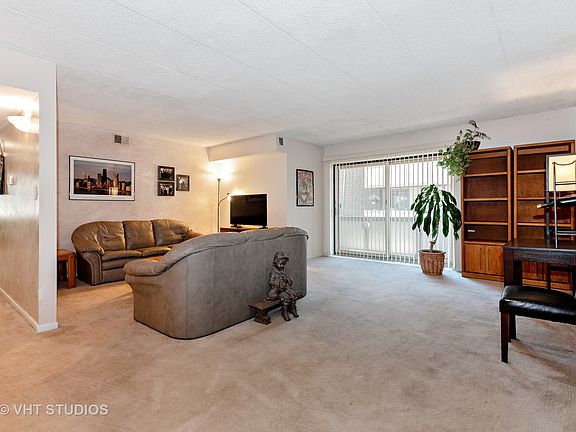 2nd image of 437 Cavalier Ct APT 210