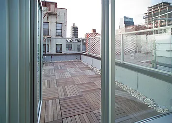 Rented by Realty Advisors Group