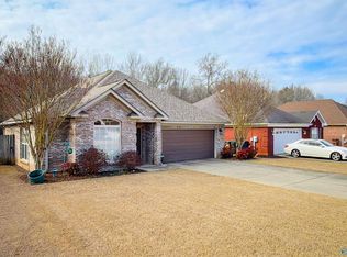 1523 Oak Lea Rd SW, Decatur, AL 35603