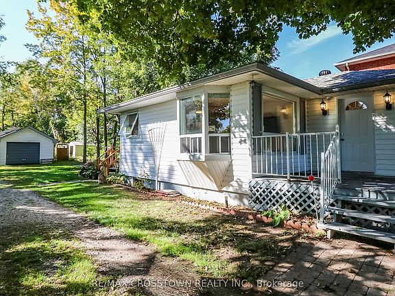 5th image of 673 Roberts Rd