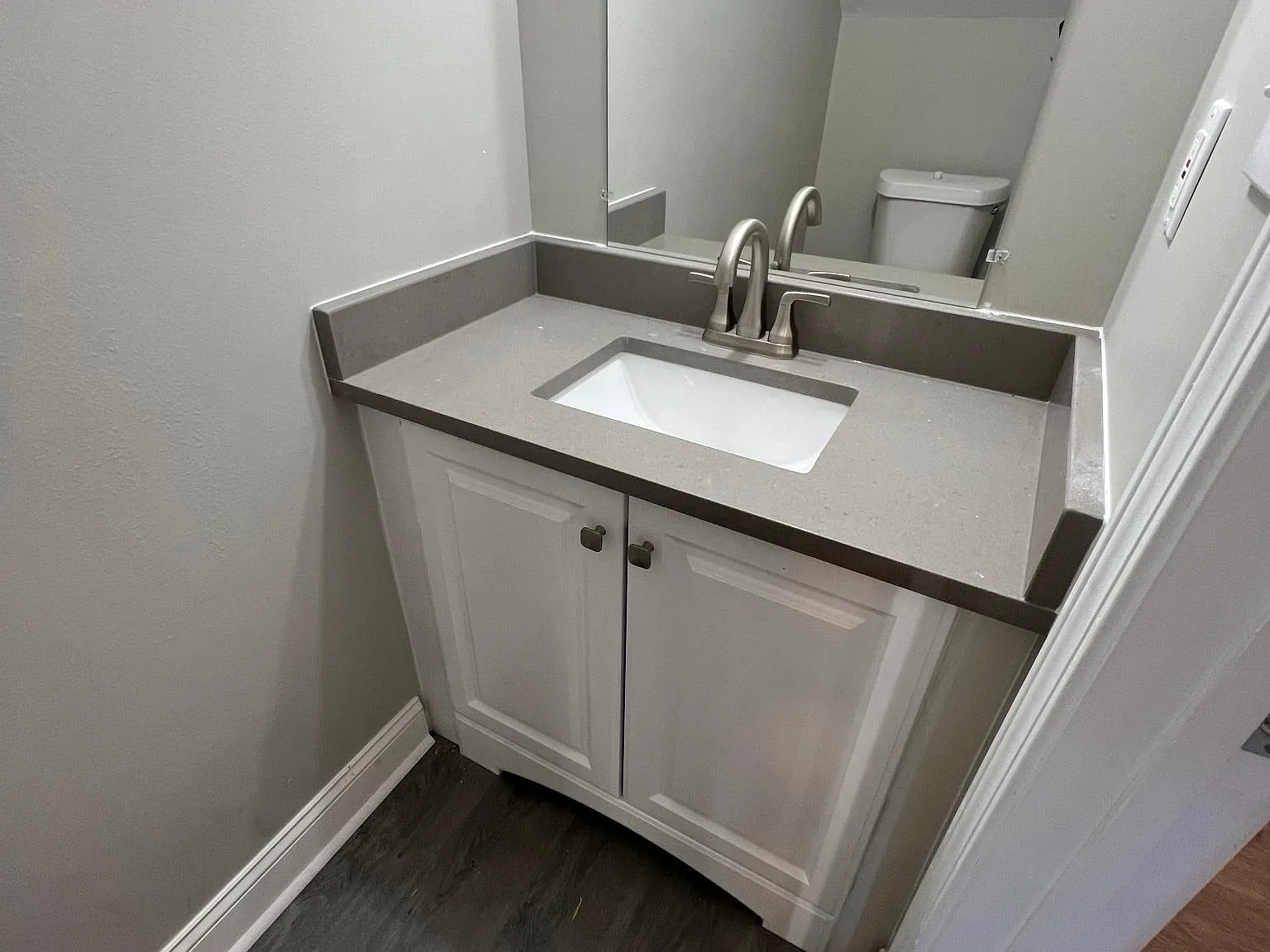 2 bed, 2.5 bath, 950 sqft, $1,475 — Photo 3