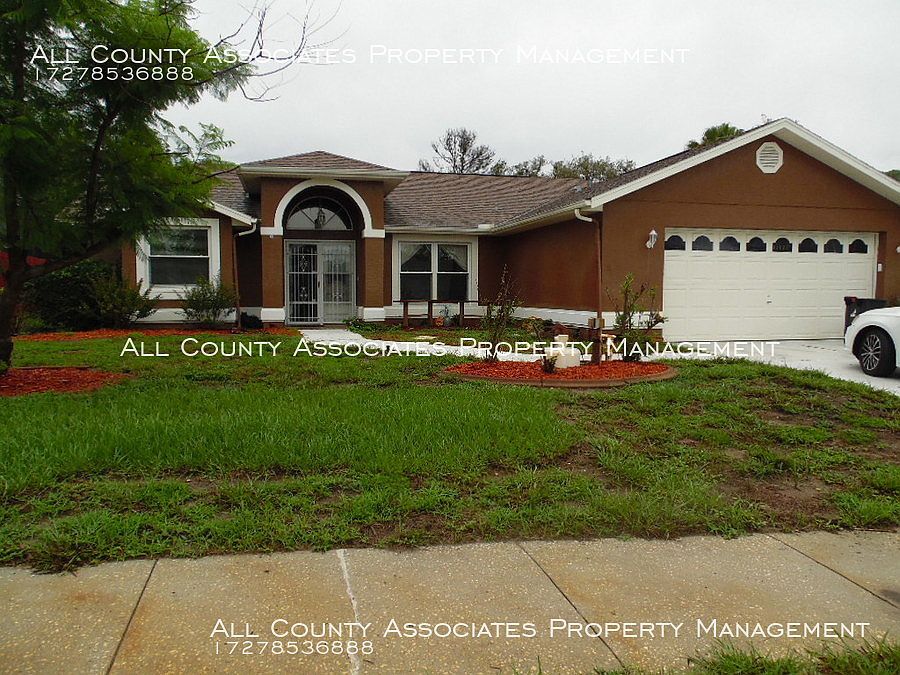 1st image of 10126 Briar Cir