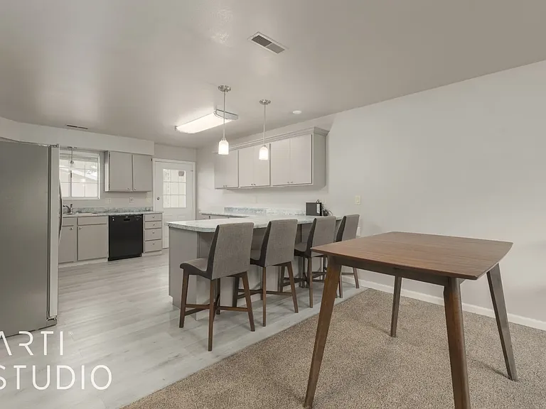 455 S 1100 St E #14 — Photo 15