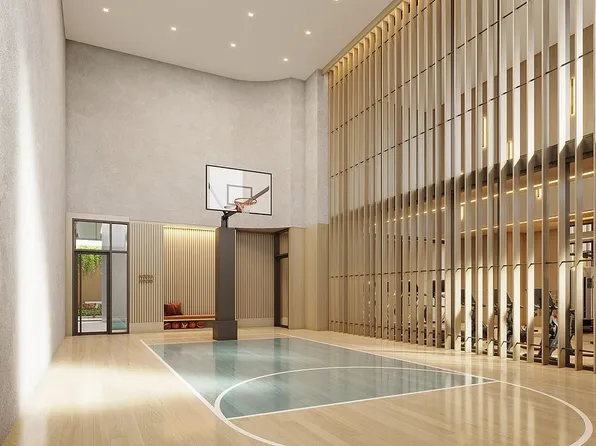 2401 Queens Plz N #1404, Long Island City, NY 11101