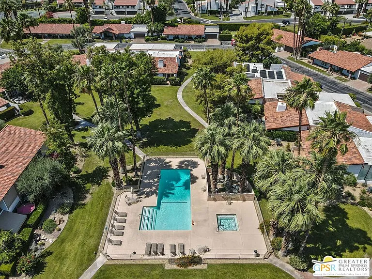 1347 Primavera Dr — Photo 60