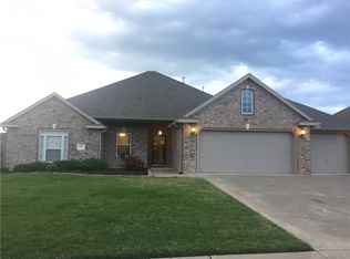 2085 Willow Ridge Ave, Springdale, AR 72764